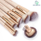 MAANGE 7-Piece Soft Makeup Brush Set